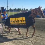 Akaasia voitti kuningatarkilpailun avausmatkan.