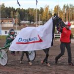 Chief Orlando avasi Hopeadivisioonafinaalissa johtoon ja hallitsi lähtöä maaliin asti.