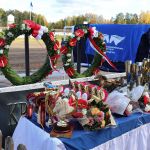 Kriterium-ravien palkintopöytä odottamassa päivän menestyjiä.